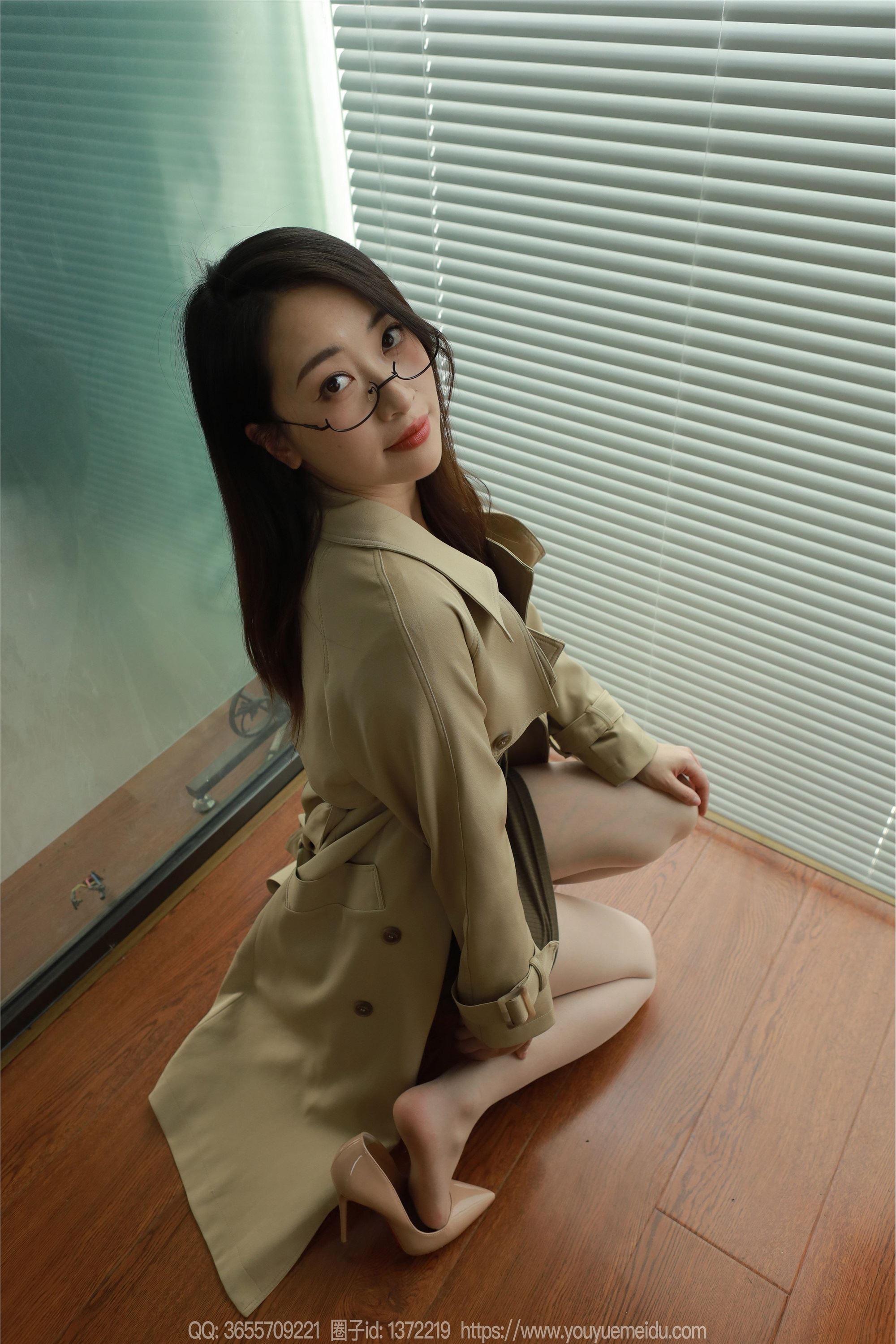 IESS异思趣向  2024.03.27 丝享家 1700 小婕《包臀肉丝（下）》